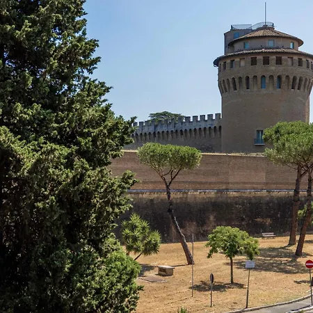 Vatican Pertusa Luxury Suites by Salisù