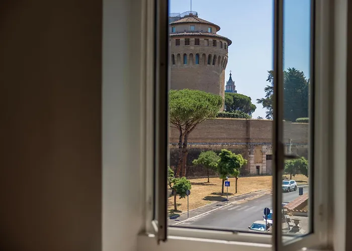 Vatican Pertusa Luxury By Salisù