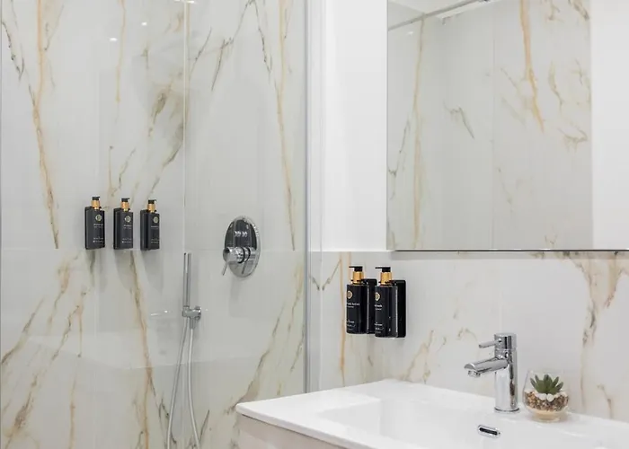 Vatican Pertusa Luxury By Salisu 4* Roma