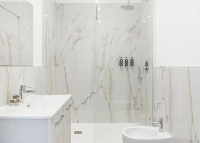 Vatican Pertusa Luxury By Salisu 4*